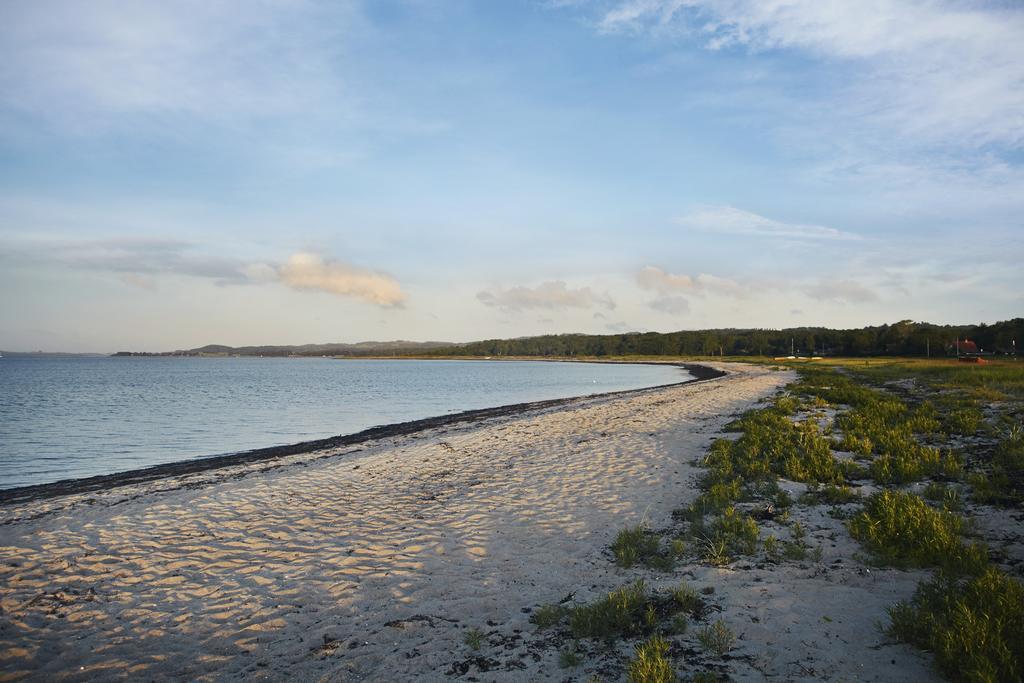 Molskroen Strandhotel เอเบลทอฟต์ ภายนอก รูปภาพ