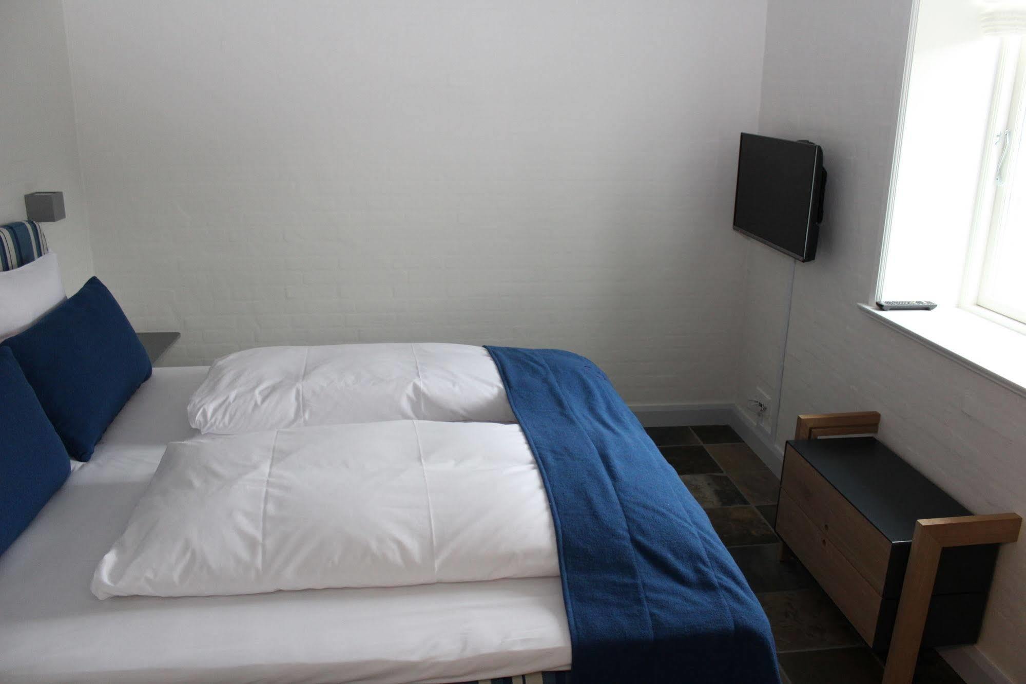 Molskroen Strandhotel เอเบลทอฟต์ ภายนอก รูปภาพ